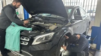 Mercedes-Benz motor bölümünde bakım